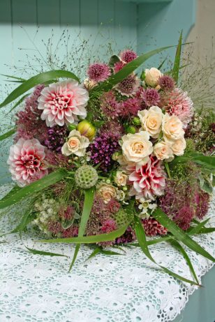 Late summer bridal bouquet